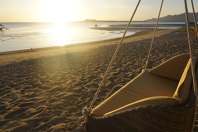 beach-1556580_640