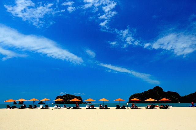 beach-694865_640