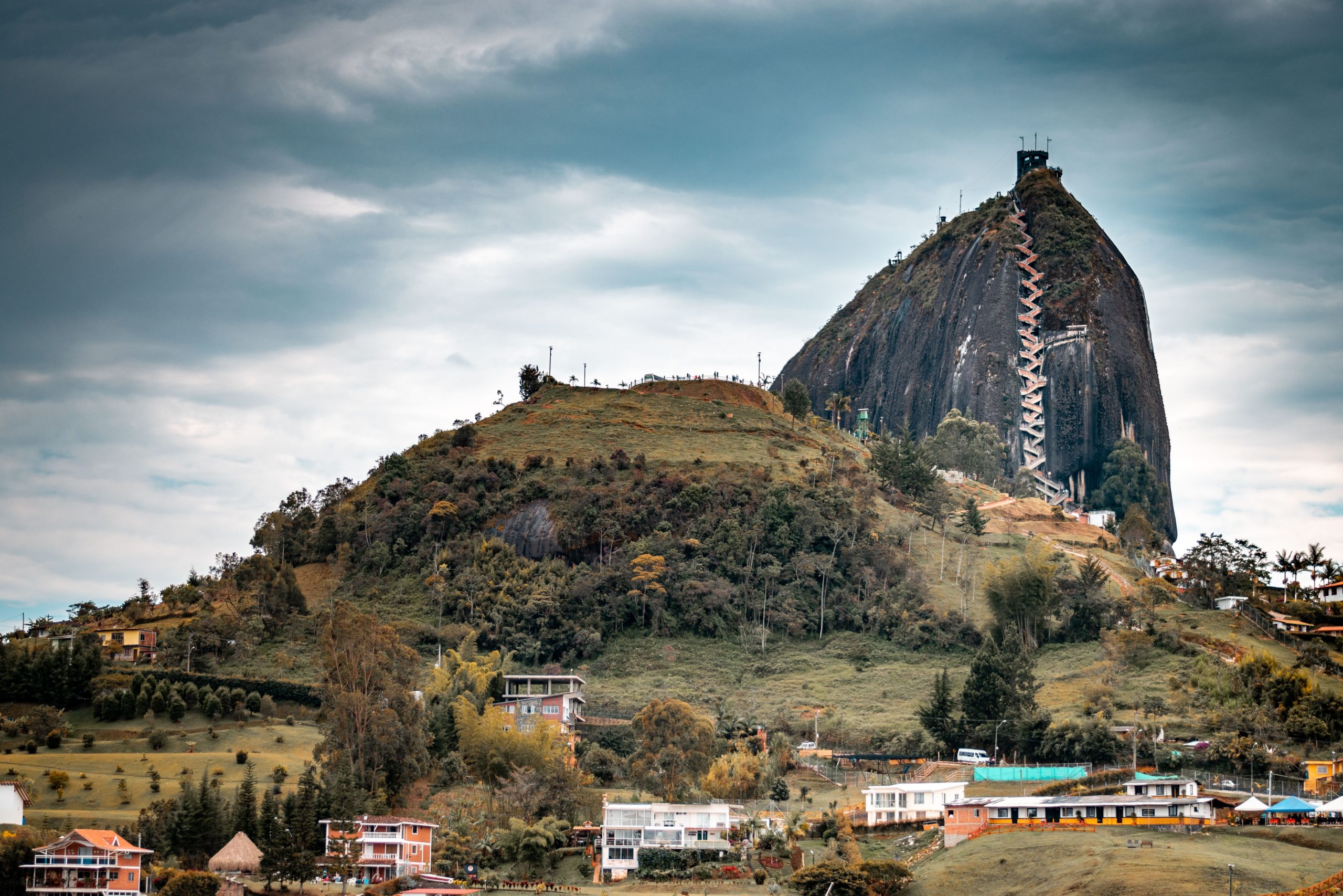 felipe-salgado-omk7zrFOT-4-unsplash