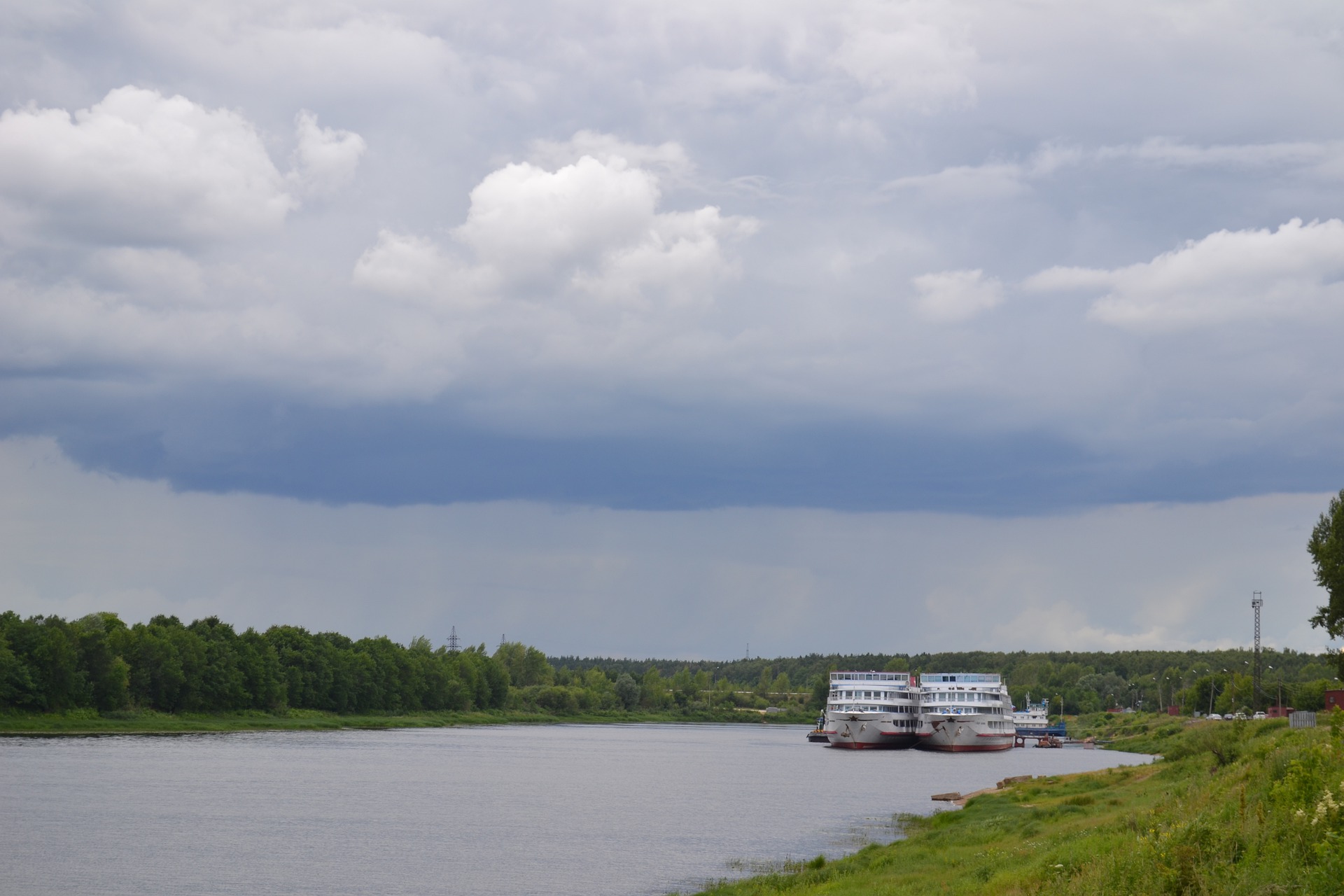 river-5302945_1920