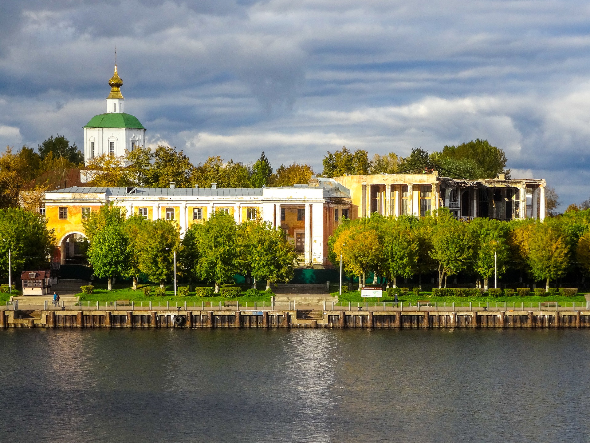 tver-6013776_1920