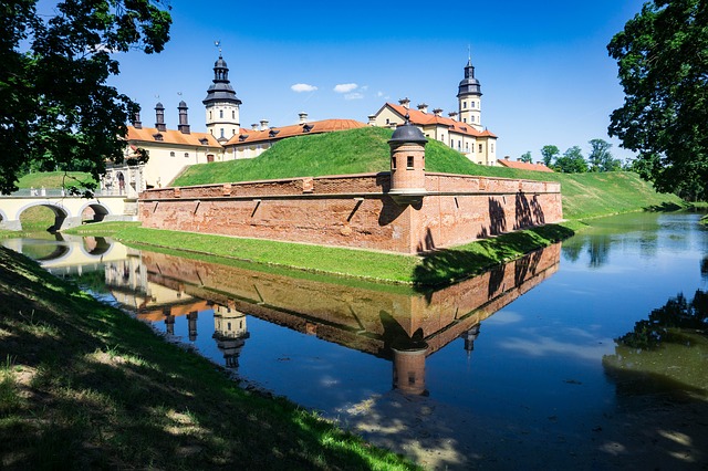 castle-g25fdb8332_640