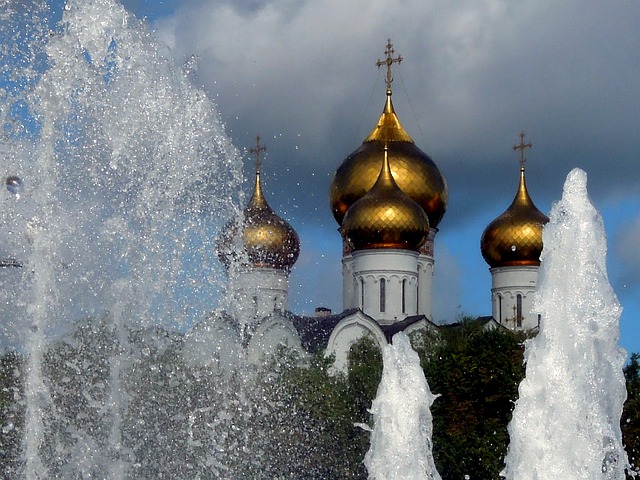 fountain-g8218f917e_640